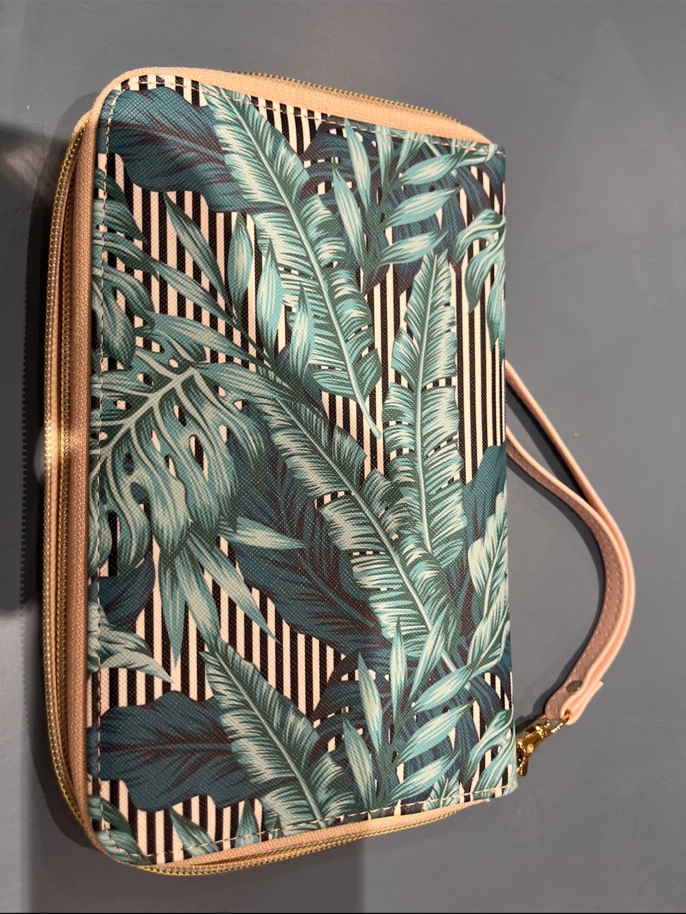 Tropical Leaf passport wallet - Green Palm Print